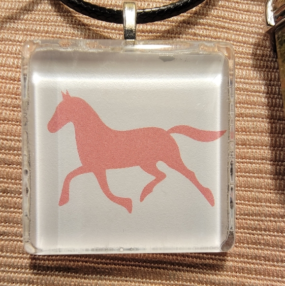 Horse pendant, Rose Quartz Heart, Unakite point, Horse bracelet. - Picture 4 of 5